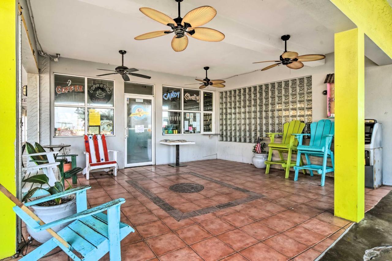 Idyllic Pass-A-Grille Studio - Walk To The Beach! St. Pete Beach Dış mekan fotoğraf